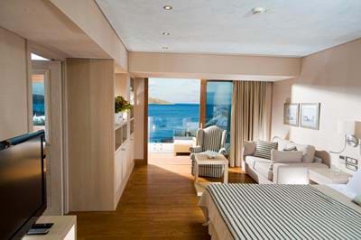 Deluxe Hotel Suites Sea View - Interior