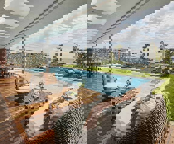 SEA BREEZE BUNGALOW SEA VIEW SHARING POOL OUTODOOR